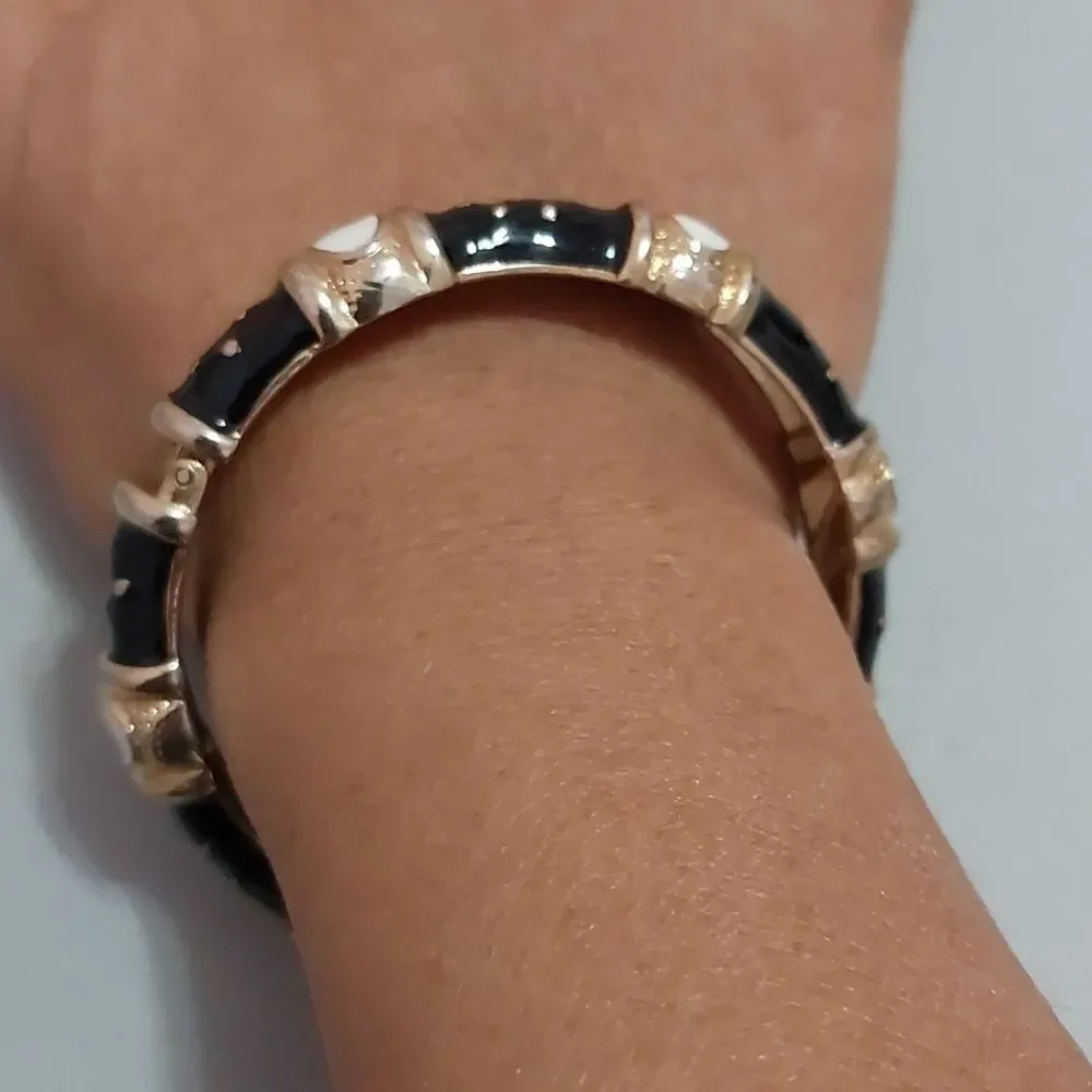Vintage Black White Enameled Gold Tong Tone Hinged Bangle Bracelet - Picture 2 of 6